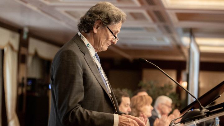 Giorgio Fracalossi - Presidente Cassa Centrale Banca parla al pubblico